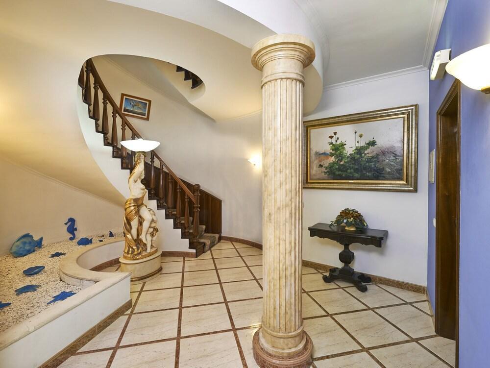 Bertolina Affittacamere 3*